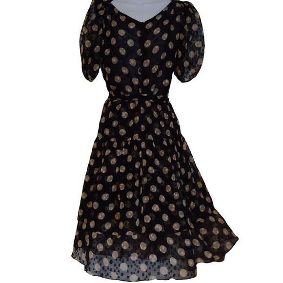 Hanae Mori Dresses & Skirts - Hanae Mori Vintage 100% Silk Short Sleeve Button Top Tiered Midi Skirt Polka Dot